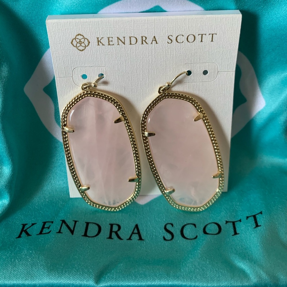 Kendra Scott blush earrings